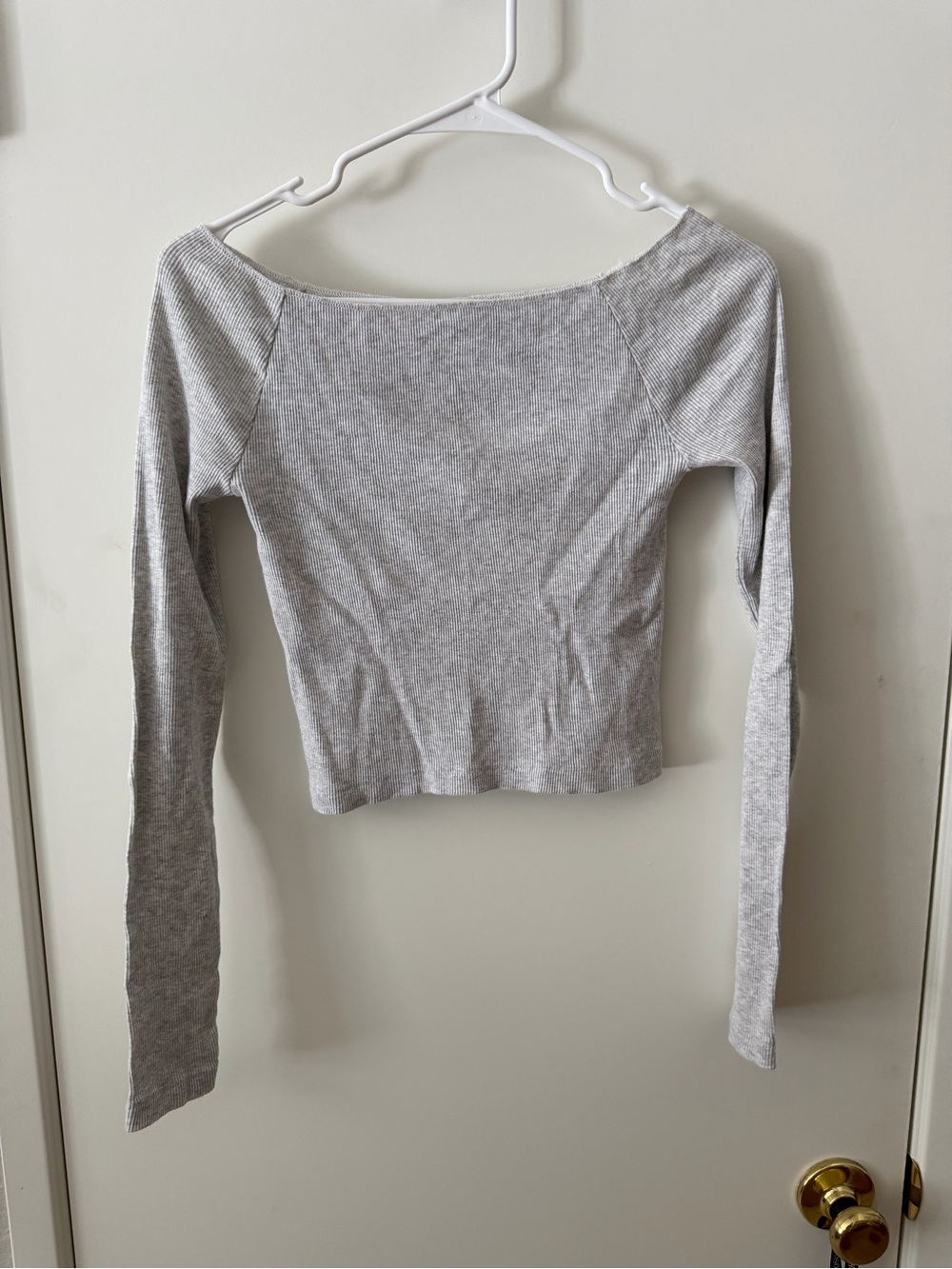 Brandy Melville Ribbed Off the Shoulder Long Sleeve Top - Gray